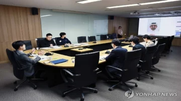 وزير الصناعة يعقد محادثات مع نظرائه من السعودية والإمارات وقطر